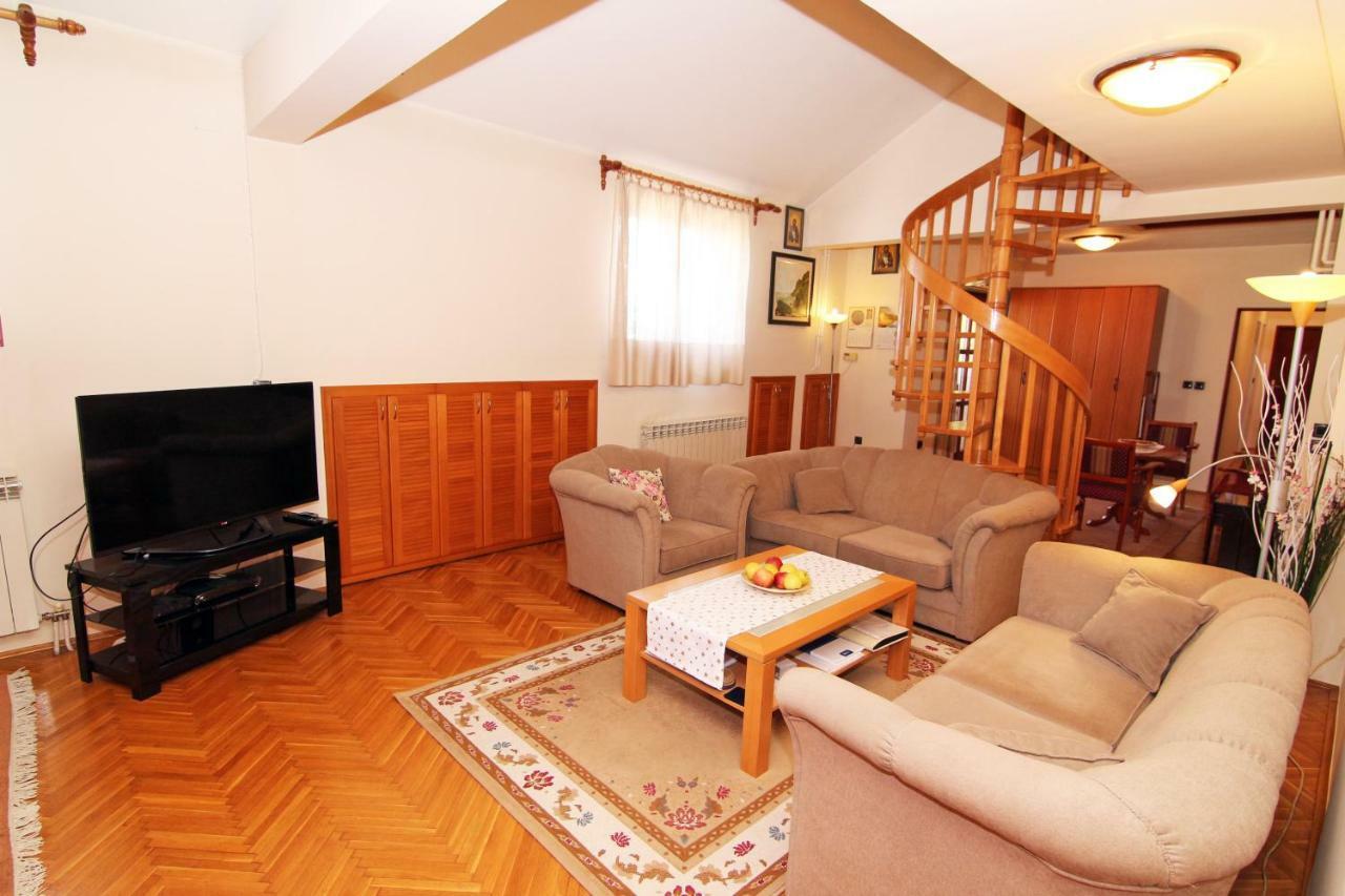 Nobles Apartment 4**** ベオグラード エクステリア 写真